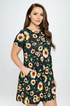 Women’s It’s Raining Sunflowers Short Sleeve Dress (XL only) style 4