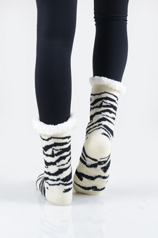 Women's Faux Sherpa Tiger Striped Christmas Slipper Socks style 6