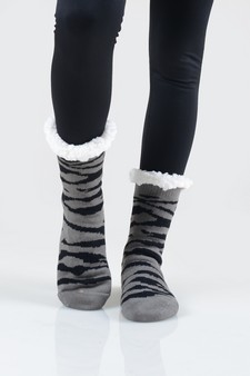 Women's Faux Sherpa Tiger Striped Christmas Slipper Socks style 7