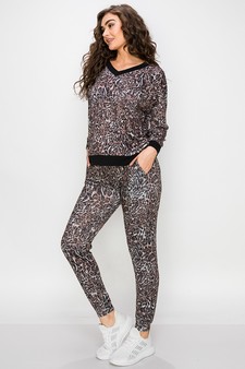 Women's Cheetah Print Loungewear Set style 2